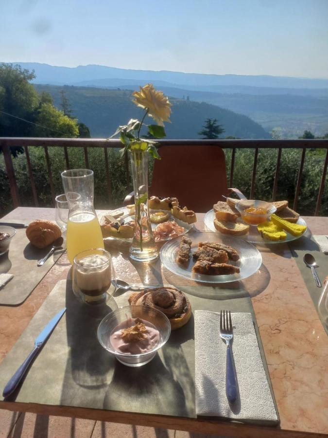 La Terrazza In Collina Cavalo Exterior foto